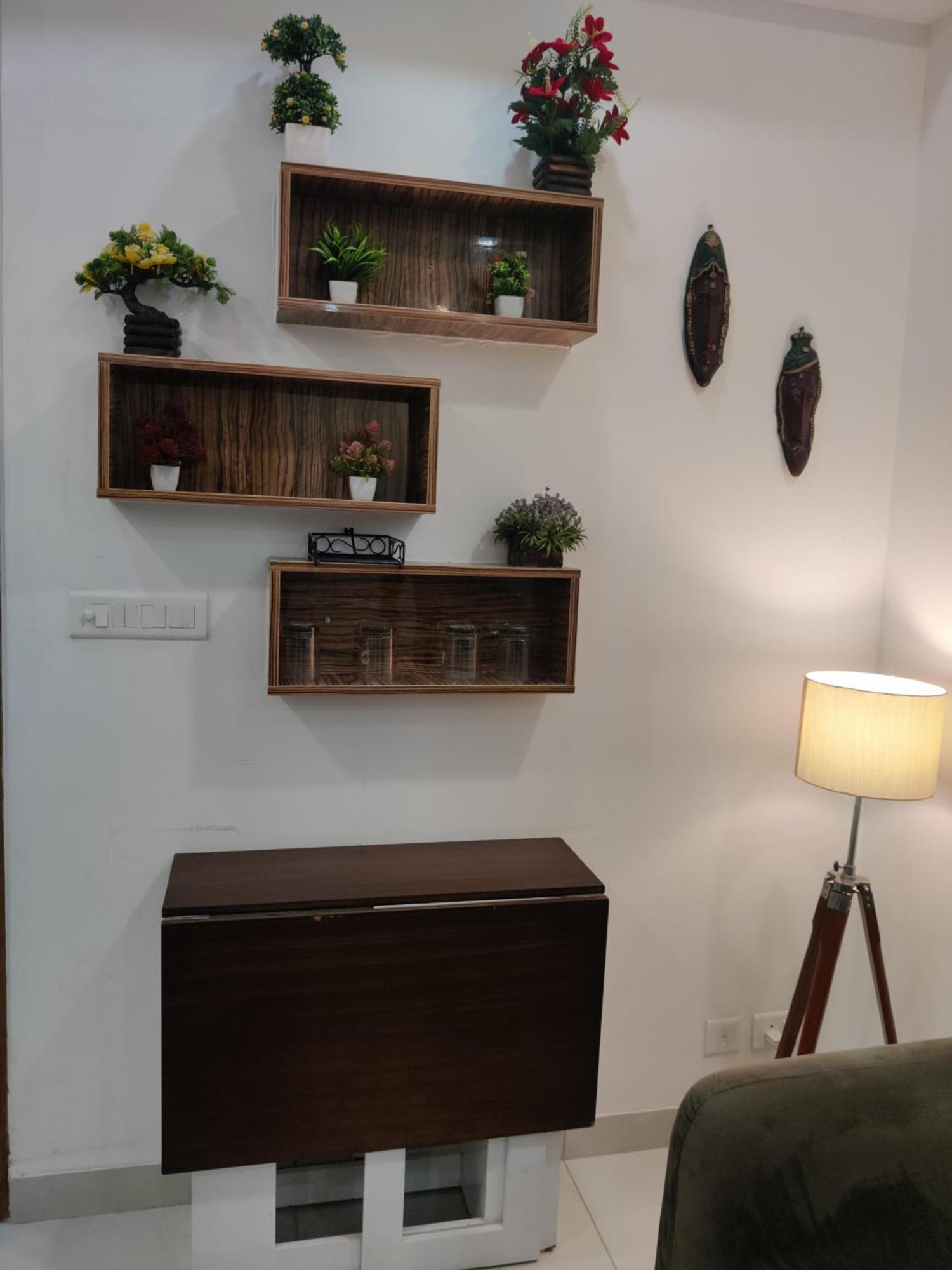 The Forest Stays-Luxury Studio Apartment In โนอิดา ภายนอก รูปภาพ